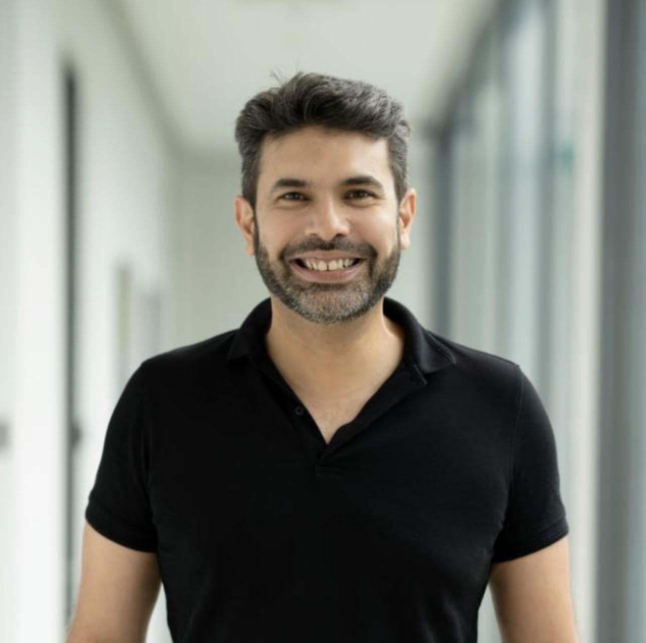 Bobby Randhawa, Founder and CEO of Starlight.ai